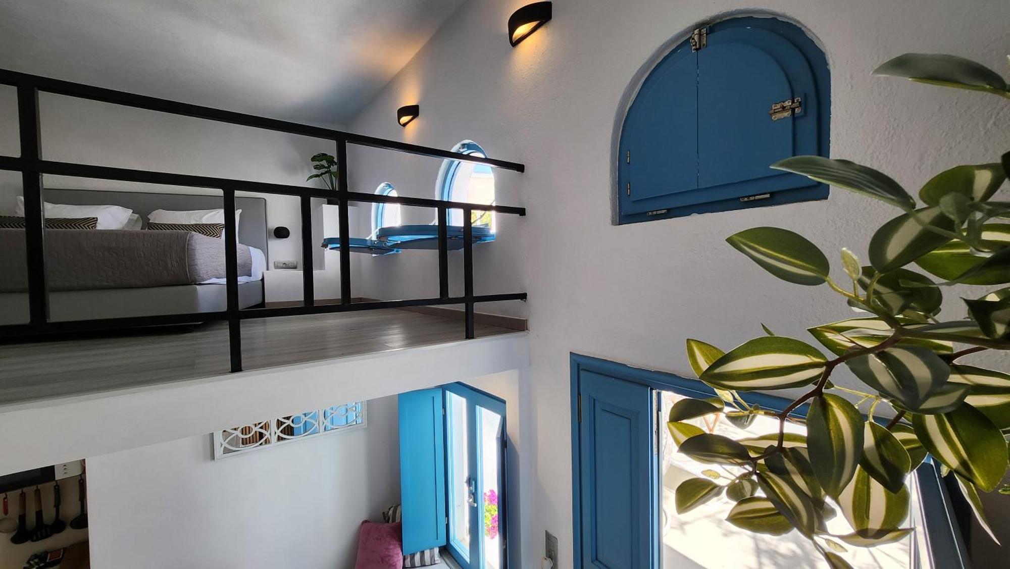 Euphoria Suites & Deluxe Studios Fira  Exteriér fotografie